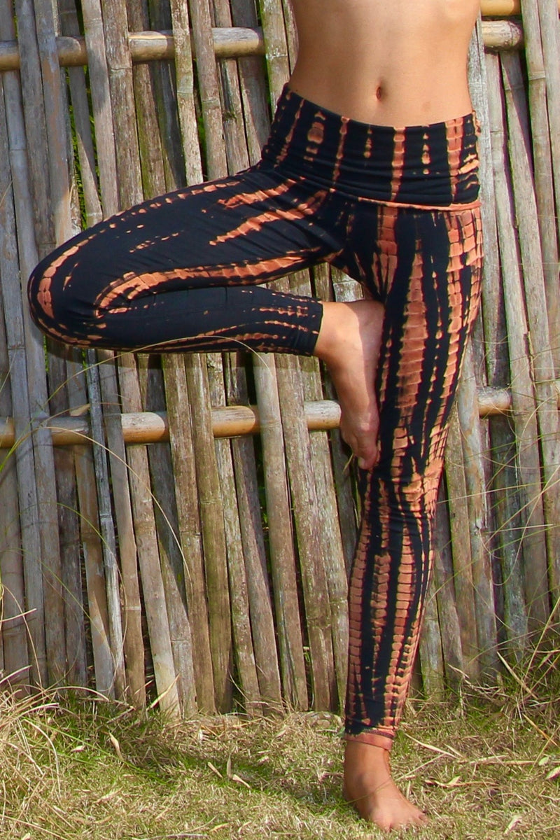 High Vibe Tie Dye Legging in Grey Stone - Yoga Clothing by Daughters of  Culture